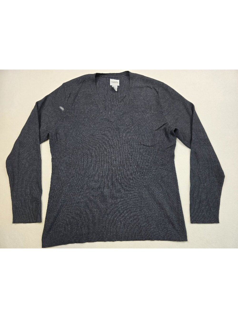 Chicos Size XL 3 V-Neck Long Sleeve Gray Lightweight Sweater